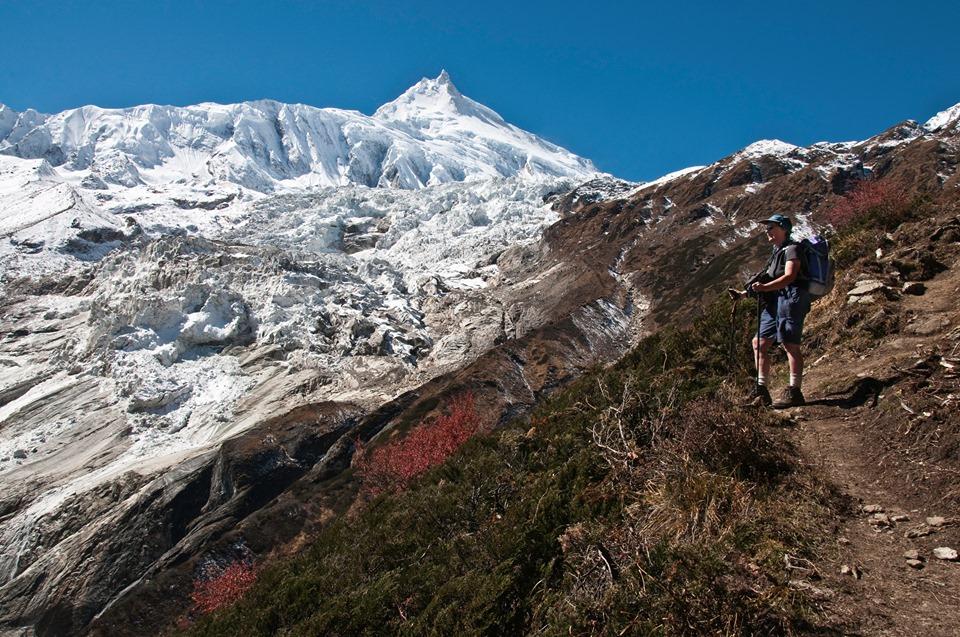 trekking images
