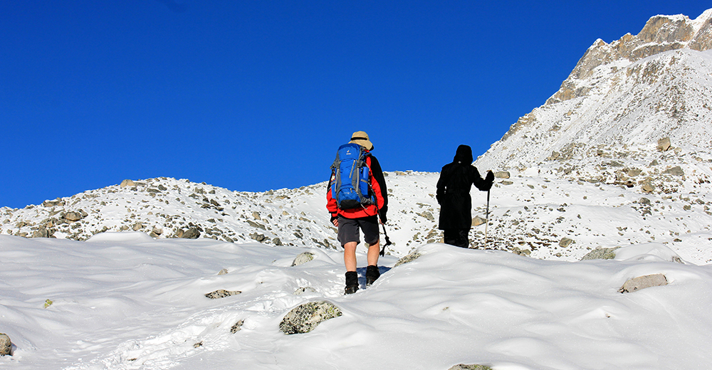 trekking images